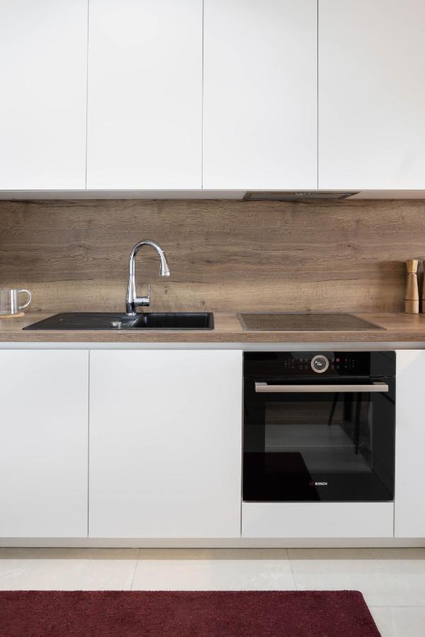Stylish 2Bdr Apartment- Free Garage Zágráb Kültér fotó